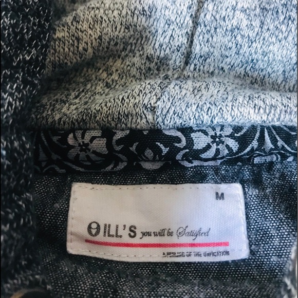 Grey pull over hoody Size Medium - Picture 7 of 10